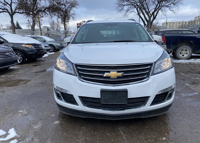 2017 Chevrolet Traverse AWD LT